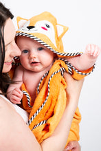 Load image into Gallery viewer, Luxury Hooded Fox Towel & Face Cloth Set